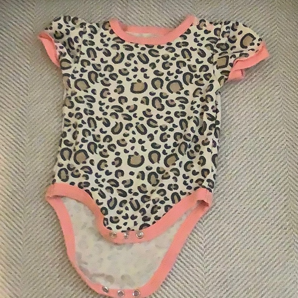 Leopard print bodysuit